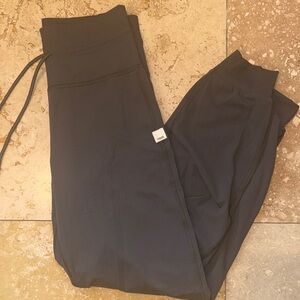 Women’s vuori dark green joggers
